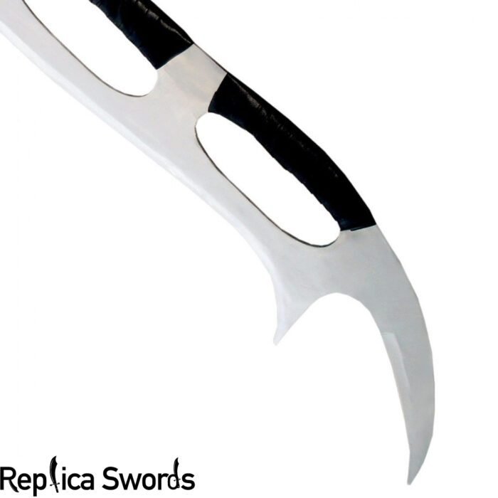 Klingon Bat’leth Replica 48