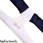 Klingon Bat’leth Replica With Signature & Logo